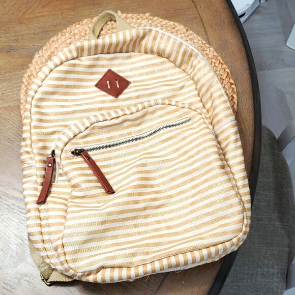 Madden girl gold stripe back pack - Picture 3 of 5